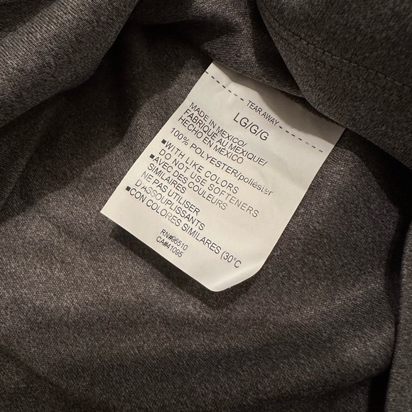 Womens Under Armour Tee - Picture 3 of 3